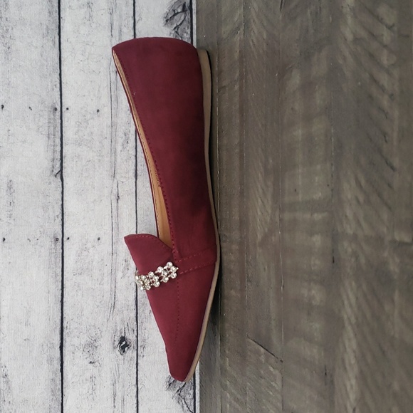 JourneeCollection-Kyrah Faux Suede Pointed Toe Rhinestone Loafer Size 8M - Picture 5 of 9